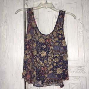 ⬇️BUY ONE GET ONE LISTING FREE Crop Top